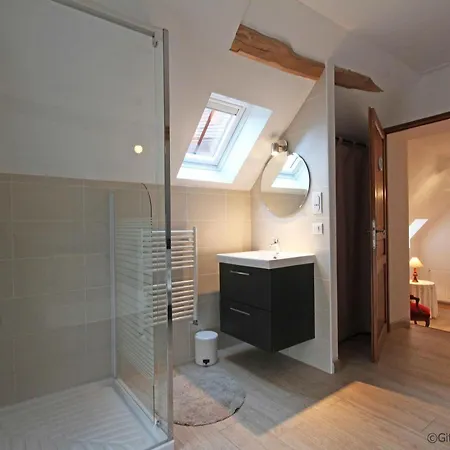 Avec Charme Historique, 5 Chambres, Vaste Jardin - Fr-1-497-118 Casa vacanze *