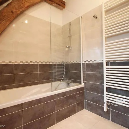 Casa vacanze Avec Charme Historique, 5 Chambres, Vaste Jardin - Fr-1-497-118 Coulonges-sur-Sarthe