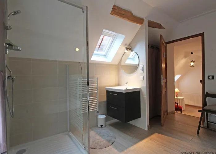 Avec Charme Historique, 5 Chambres, Vaste Jardin - Fr-1-497-118 Ferienhaus *